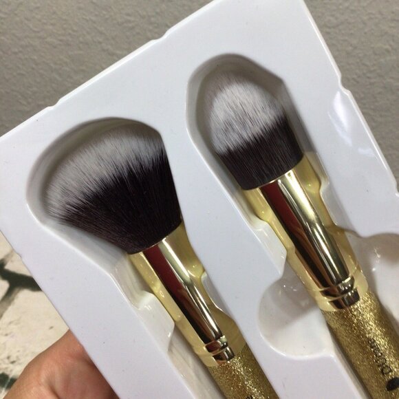 Ducare Makeup Brushes Duo End Foundation Powder Buffer and Contour Synthetic - Picture 3 of 8